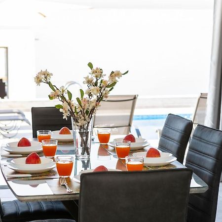 Villa Marlene, Walking Distance To Coral Beach! Peyia Ngoại thất bức ảnh
