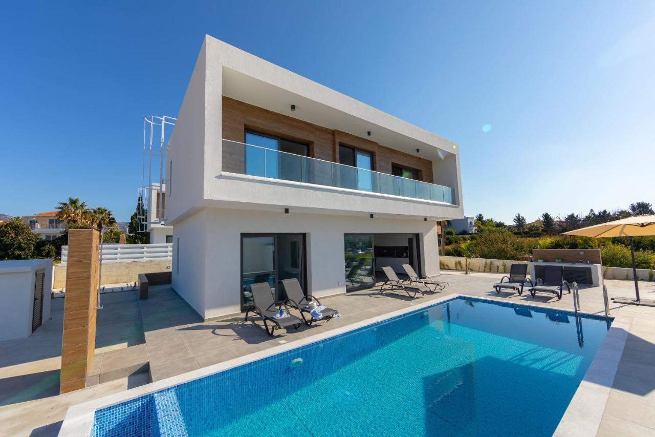Villa Marlene, Walking Distance To Coral Beach! Peyia Ngoại thất bức ảnh